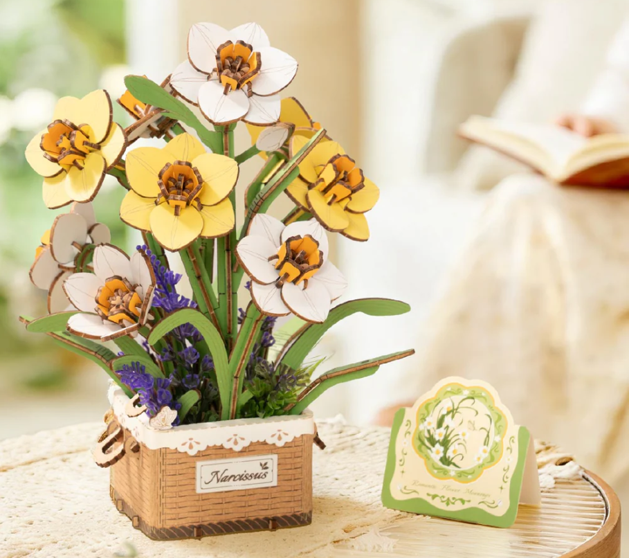 Hands Craft | Narcissus