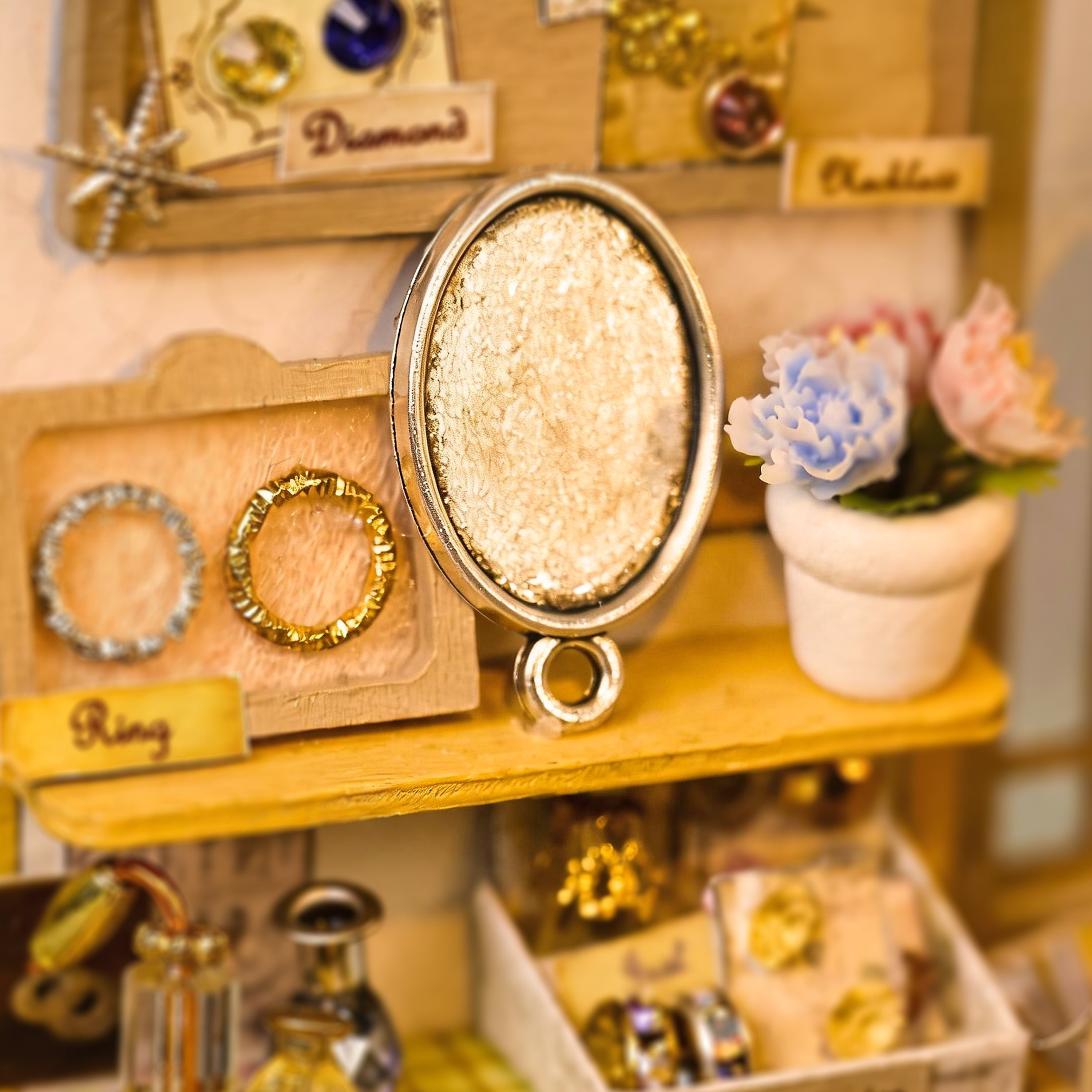Hands Craft | Royal Jewel Boutique