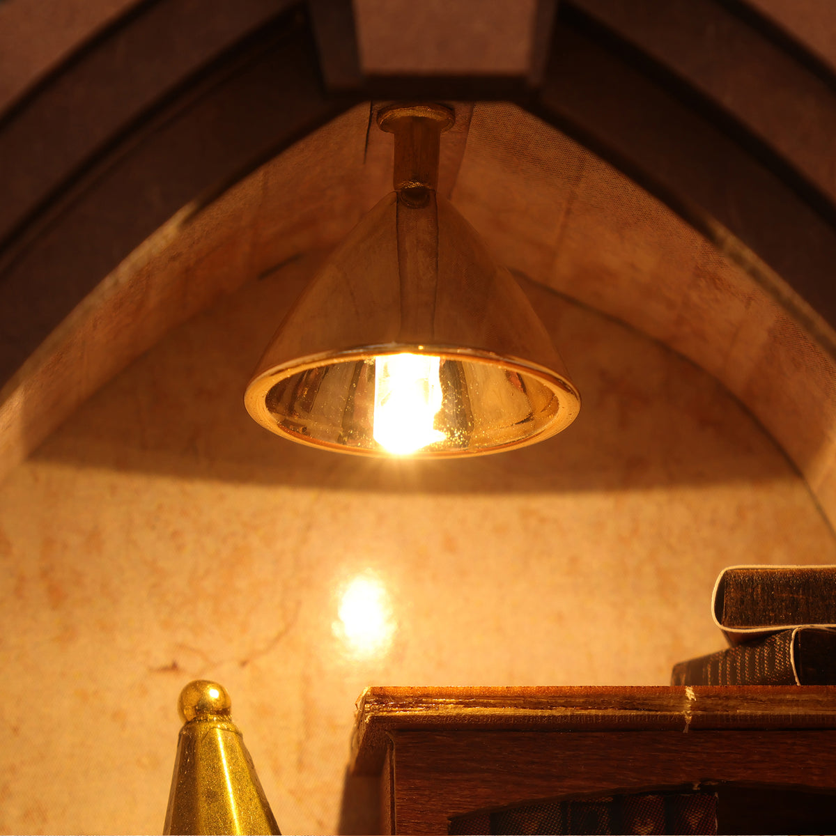 Hands Craft | Hollowstone Cottage
