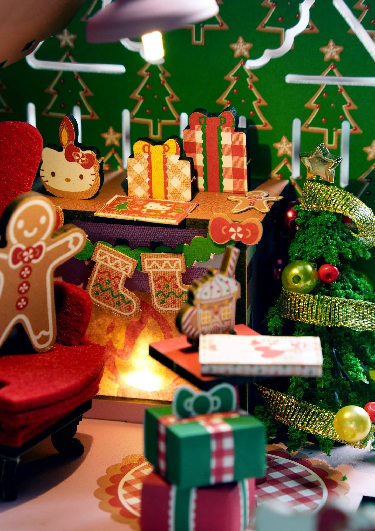 3D Wooden Puzzle | Hello Kitty® Gingerbread House