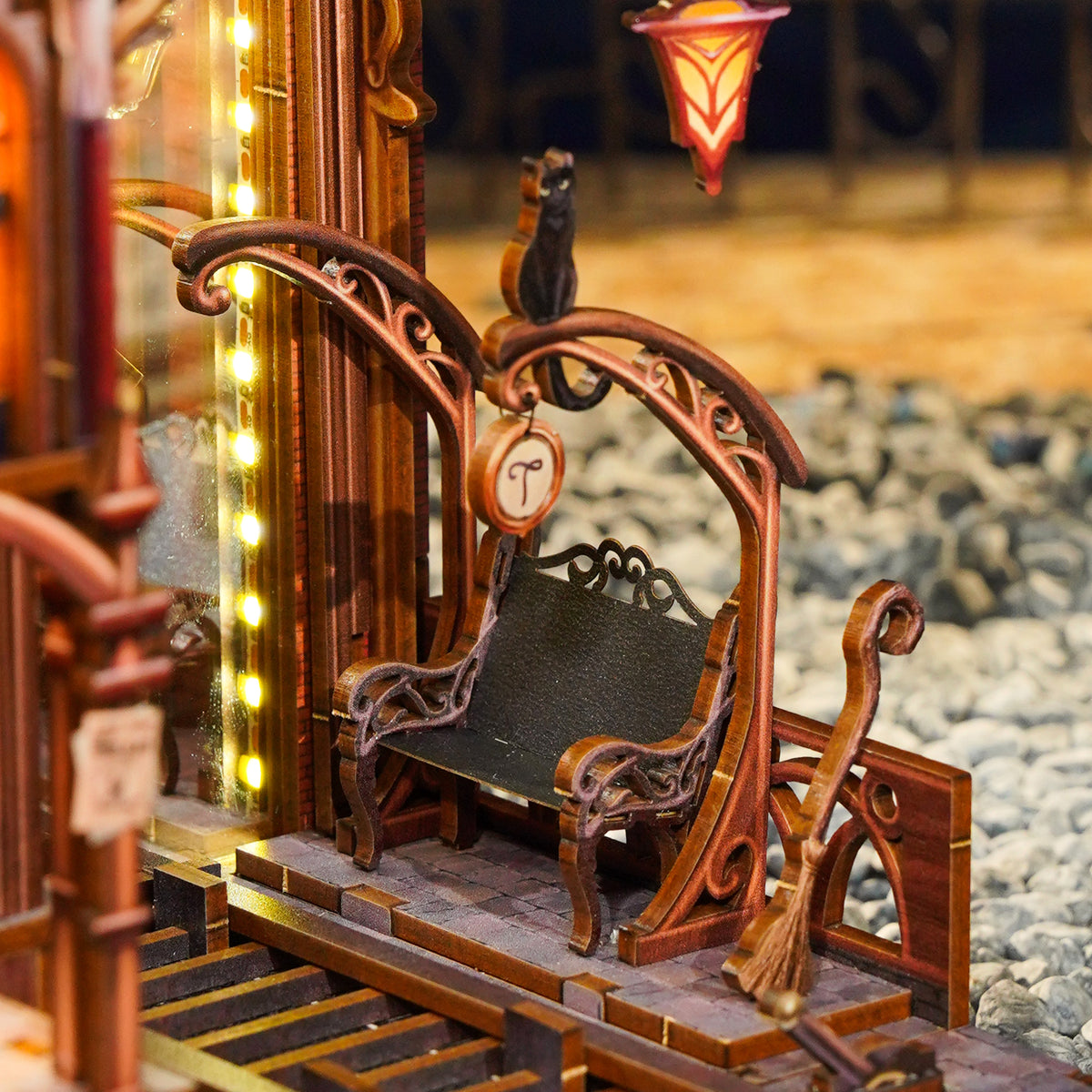 Hands Craft | Clocktower Express