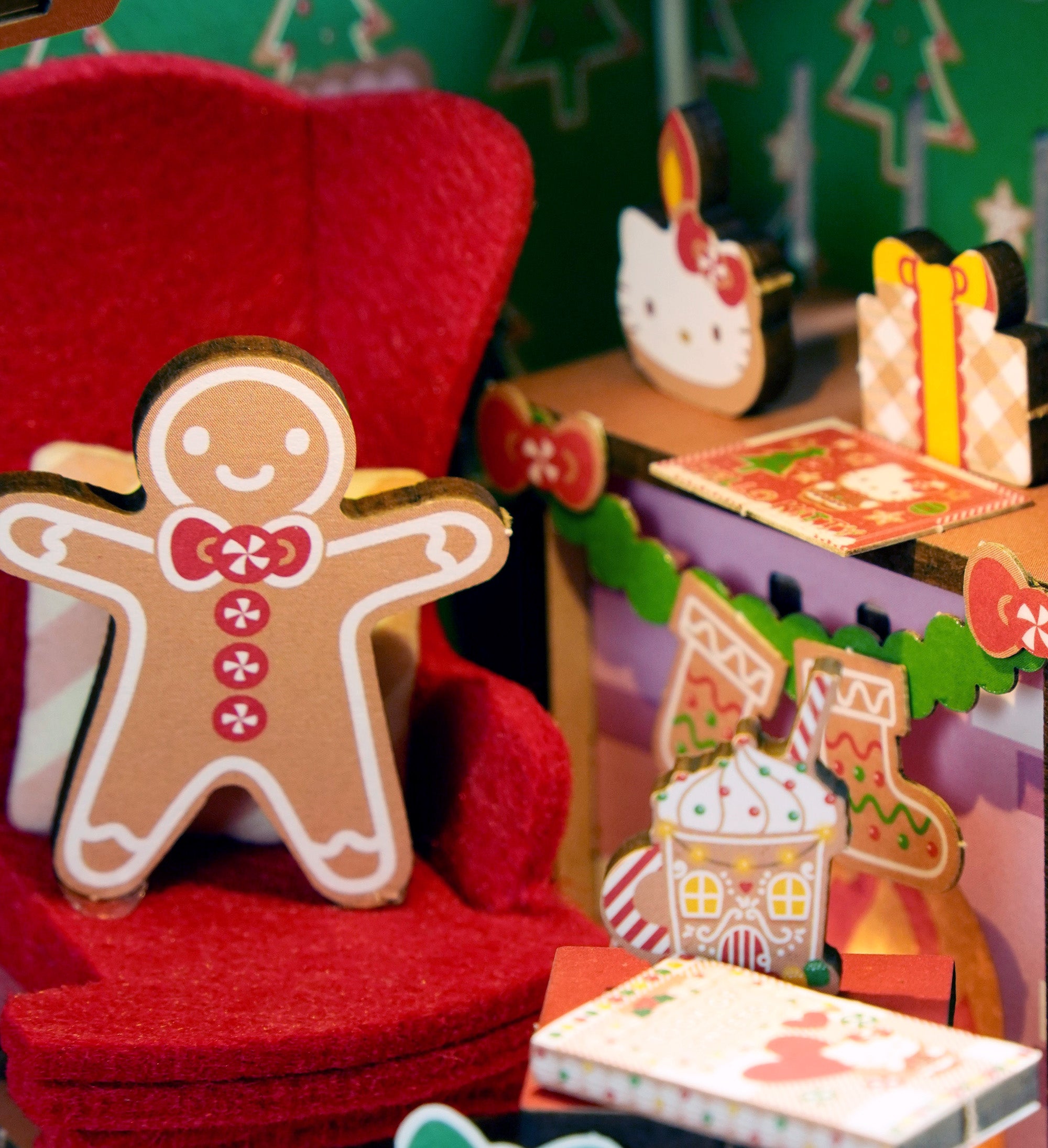 Hands Craft 3D DIY Miniatures Wooden Puzzle | Hello Kitty® Gingerbread House