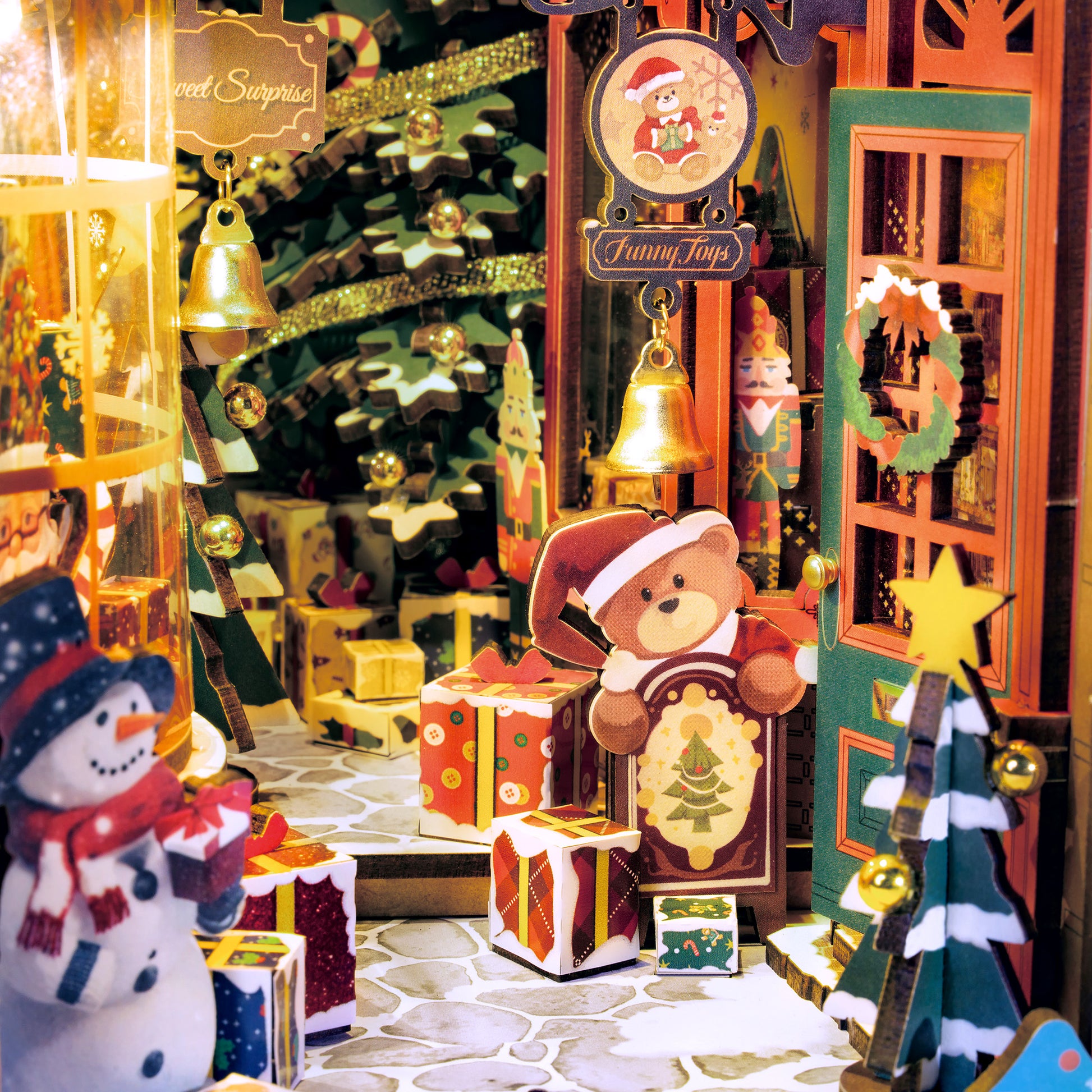 https://www.handscraft.com/cdn/shop/files/Hands_Craft_DIY_Miniature_Book_Nook_Kit_Christmas_Street_2.jpg?v=1758566926&width=1946