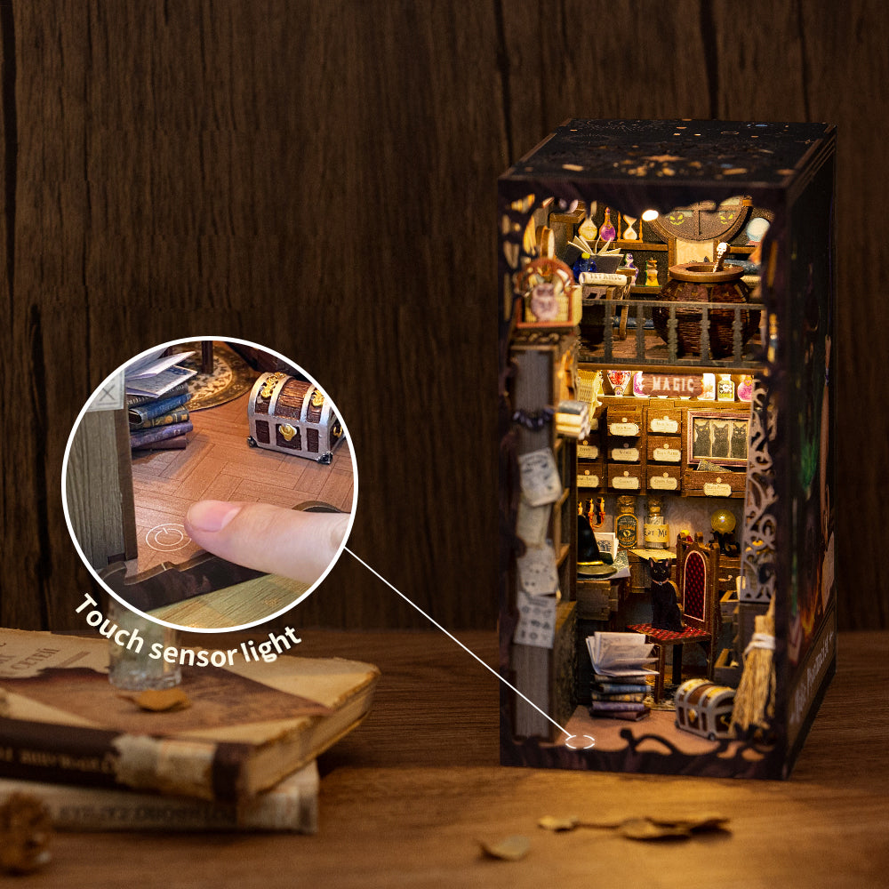 Hands Craft DIY Miniature Kit Book Nook | Magic Pharmacist w/ Dust Cover