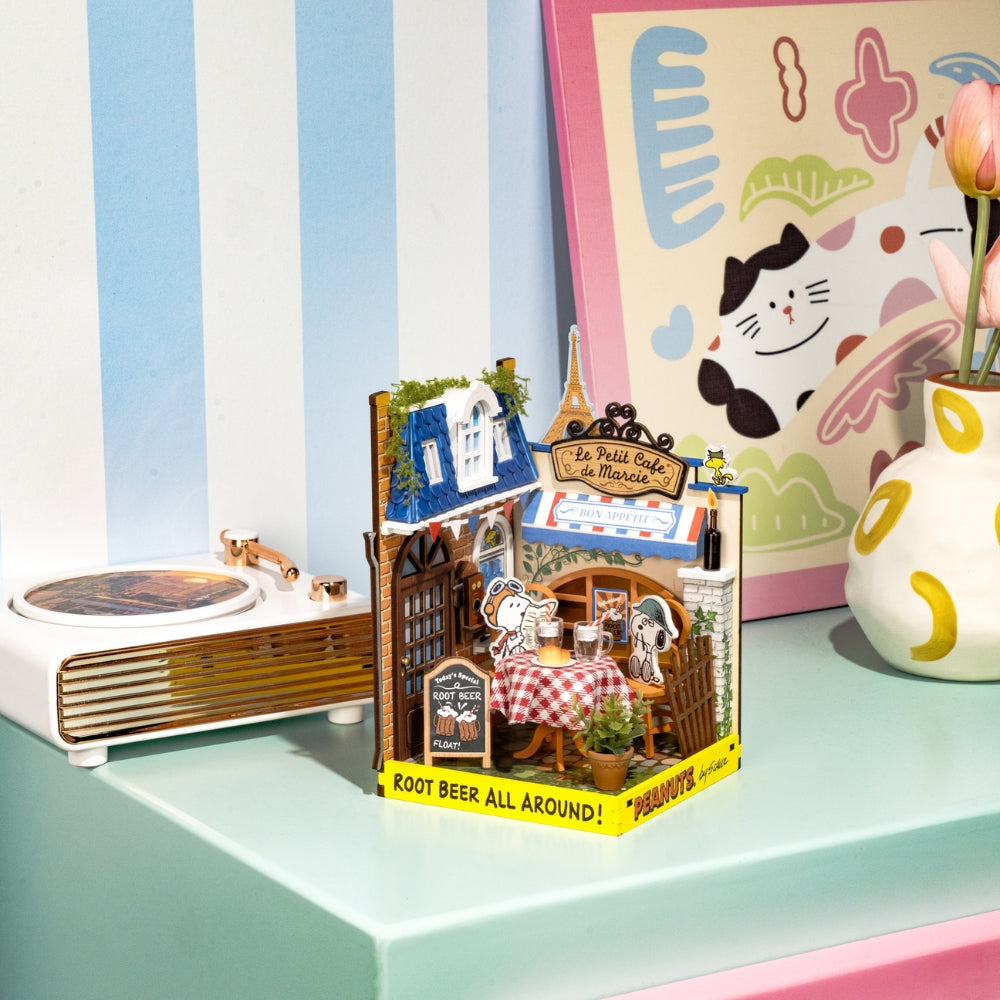 Hands Craft | Le Petit Cafe with Snoopy & Spike – Hands Craft US, Inc.