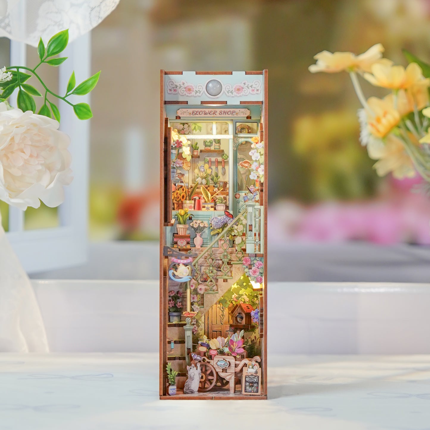 DIY Miniature Book Nook Kit | Flower Shop