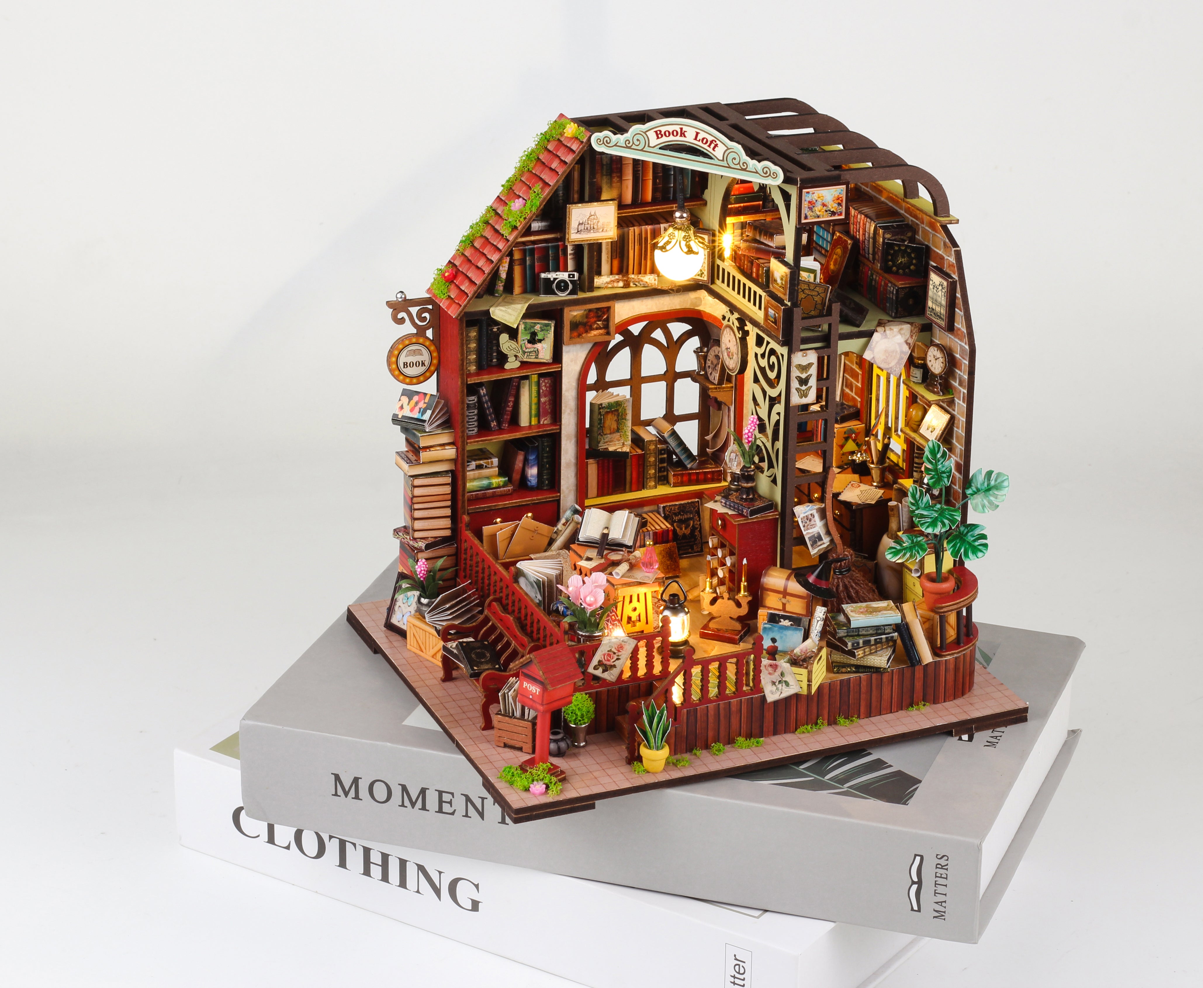 Hands Craft | Book Loft