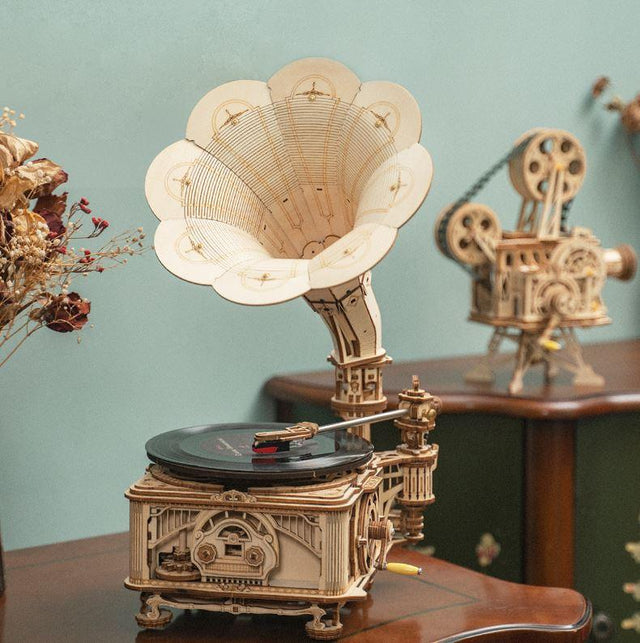 Handmade Working Gramophone-Antique-Phonograph-Vintage Gramophone