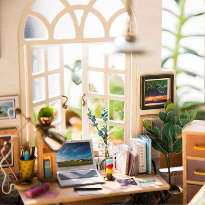 DIY Dollhouse Miniature Kit | Soho Time - Hands Craft US, Inc.